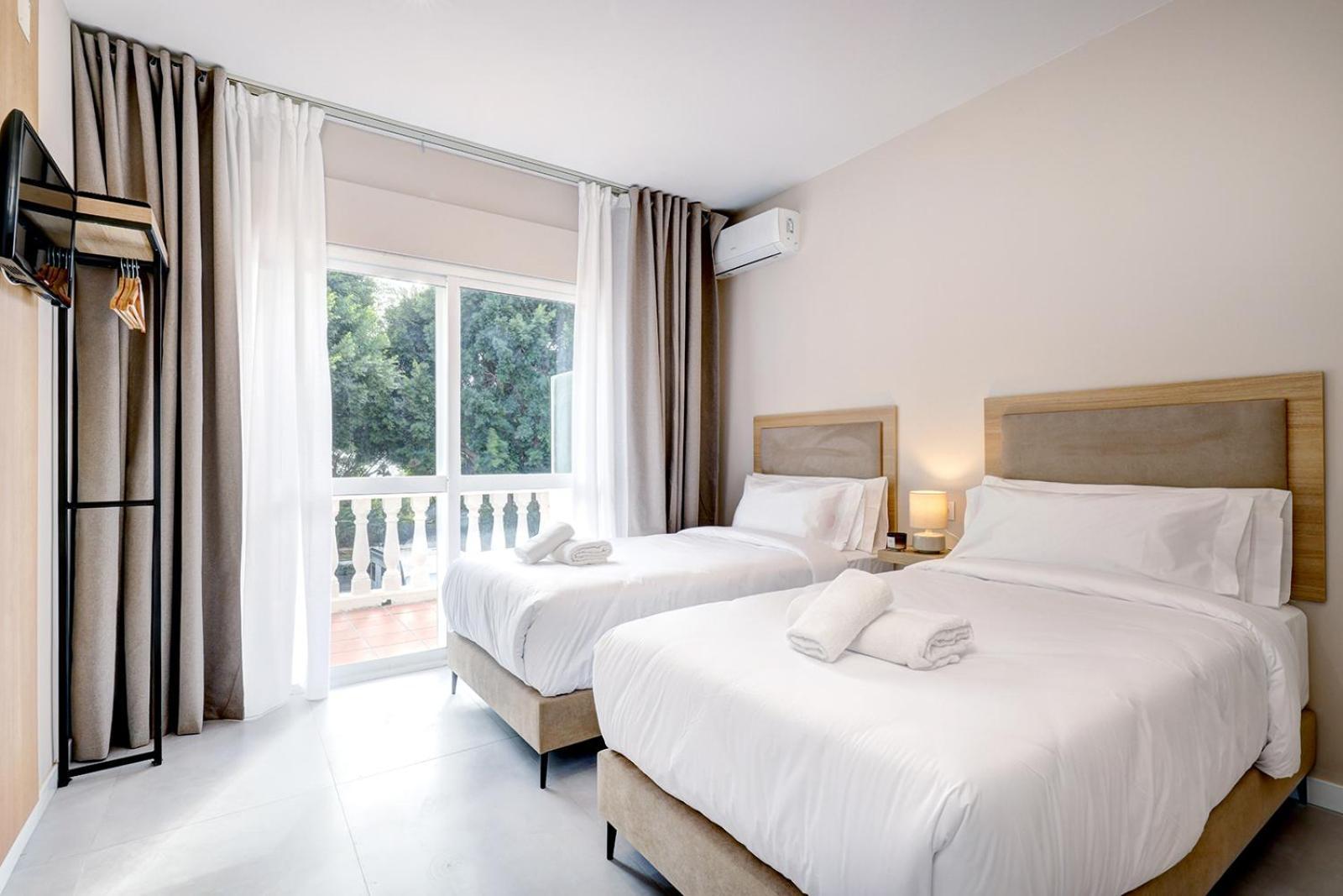 Hostal Puerta Almar Estepona Exteriér fotografie